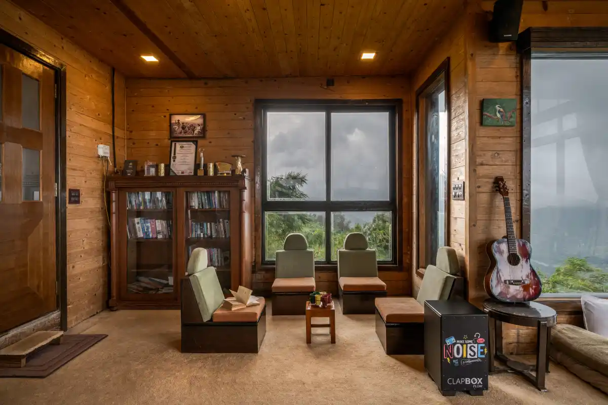 Cowboy Castle, Panchgani