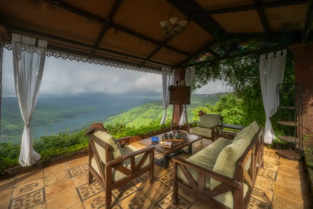 Cowboy Castle, Panchgani
