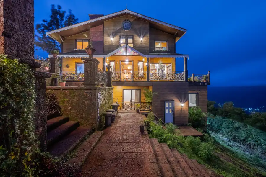 Cowboy Castle, Panchgani