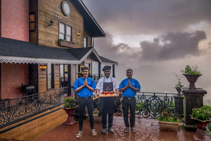 Cowboy Castle, Panchgani