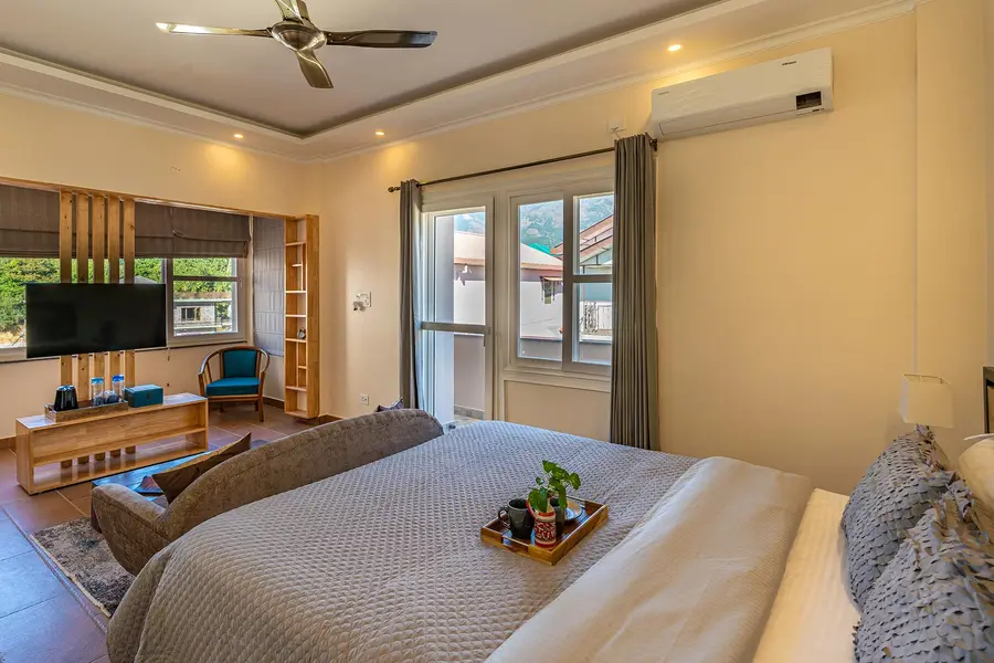 Creek Edge Home, Dharamshala