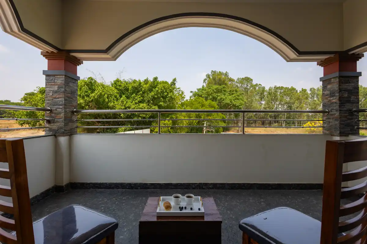 Crest Manor, Bengaluru