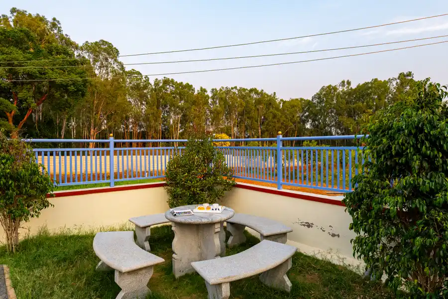 Crest Manor, Bengaluru