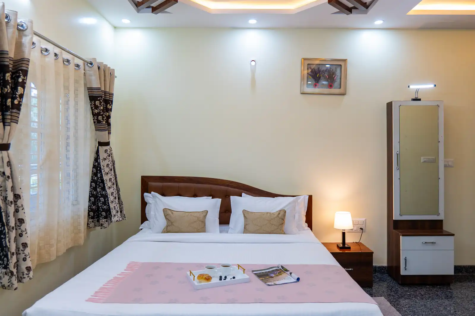 Crest Manor, Bengaluru