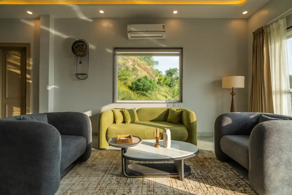 Crestwood Villa, Nainital