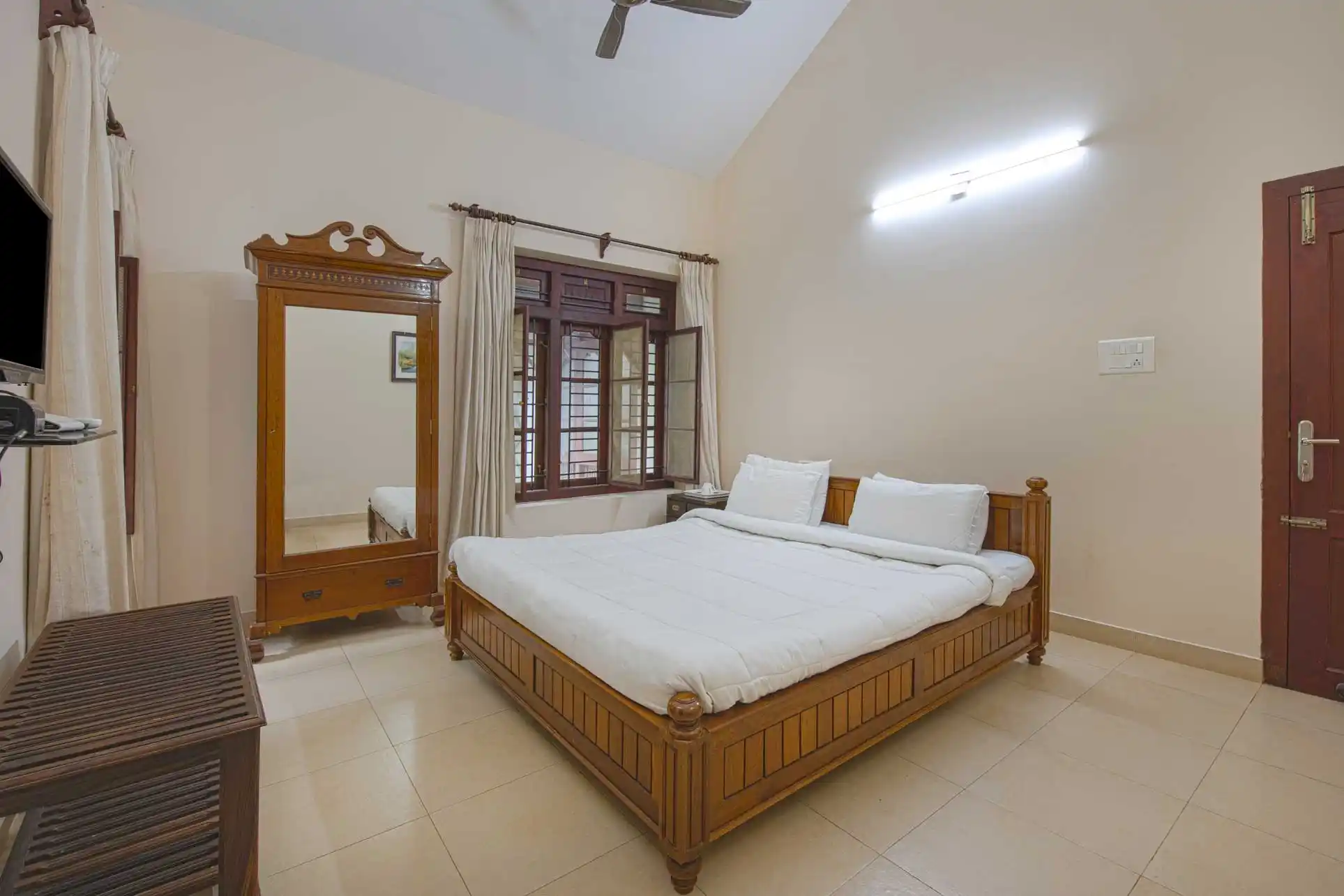 Crystal Homestay, Coorg