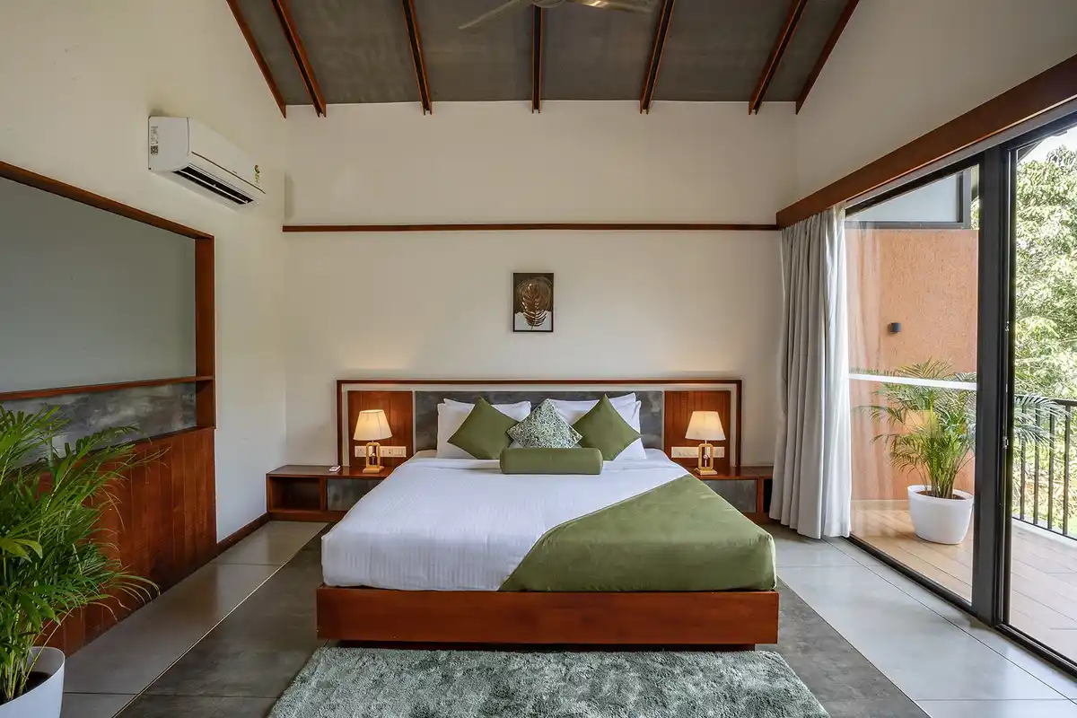 Crystal Kuruva Nature Resort & Spa Room