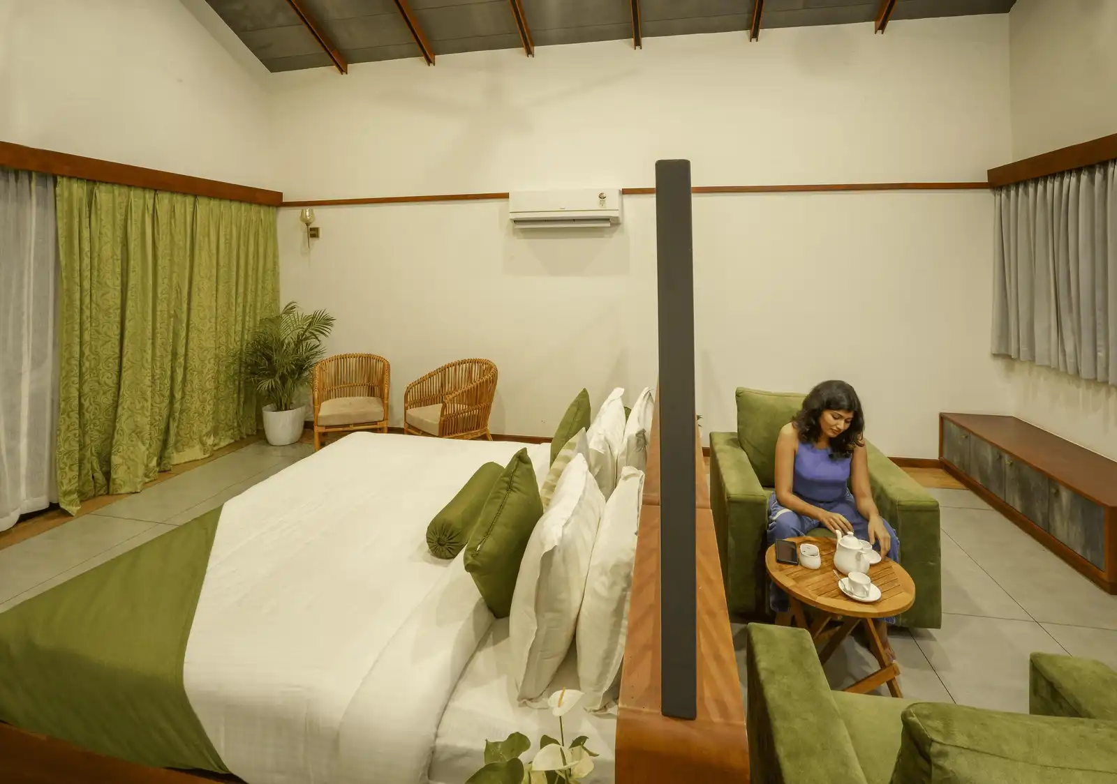 Crystal Kuruva Nature Resort & Spa Room