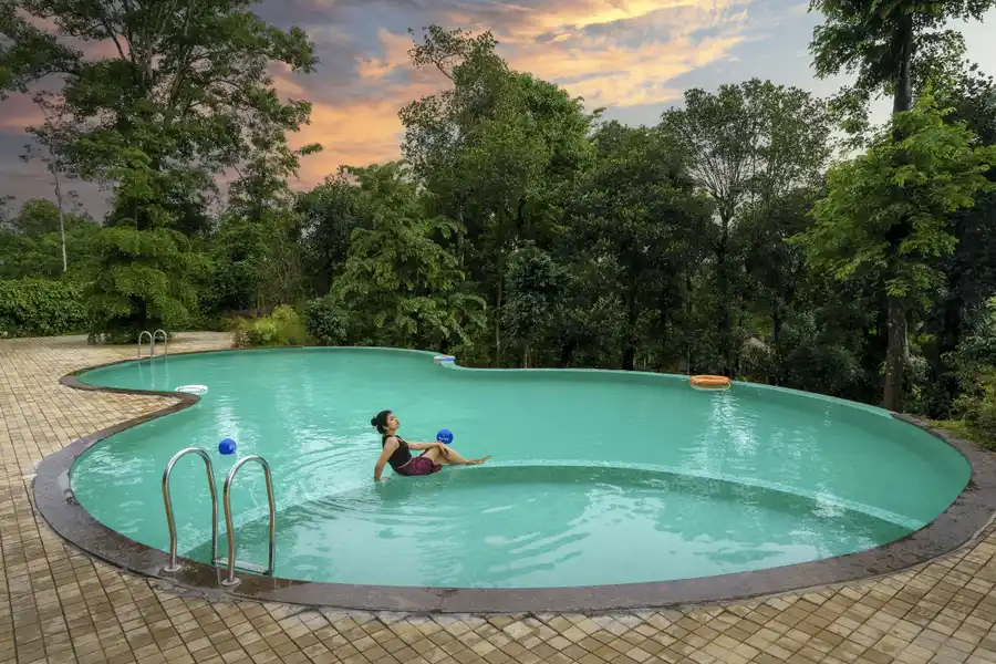 Crystal Kuruva Nature Resort & Spa Swimming Pool