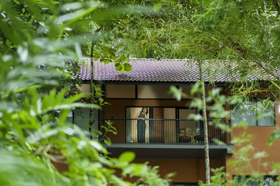 Crystal Kuruva Nature Resort & Spa Entrance