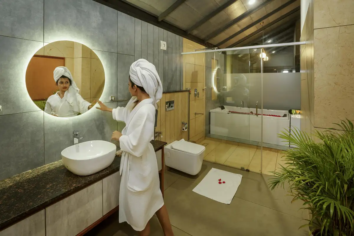 Crystal Kuruva Nature Resort & Spa Bathroom