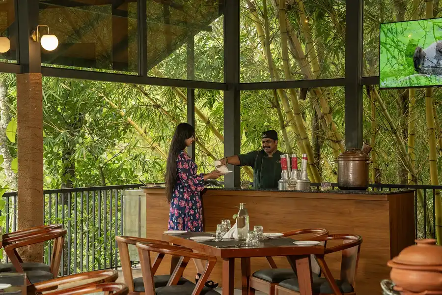 Crystal Kuruva Nature Resort & Spa Restaurant/Dining