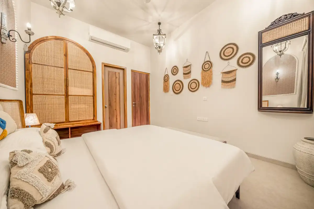Cyprus, Lonavala