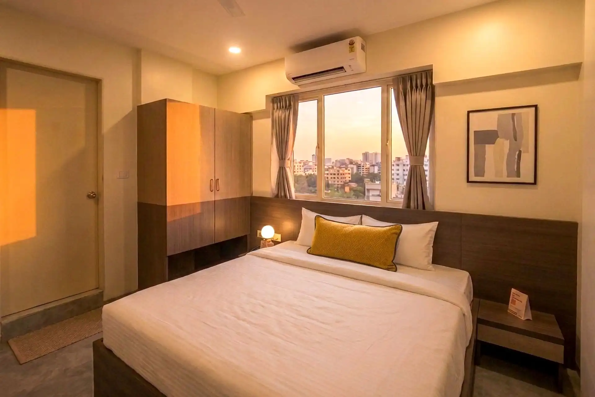 Deluxe Rooms @ SOVA at Baner Balewadi, Pune