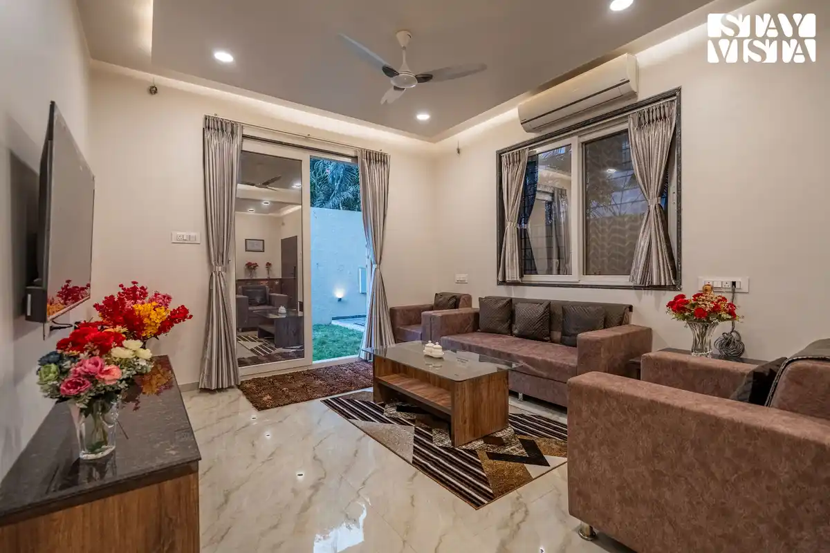 Deluxe @ Serenity Skies Apartment, Nashik