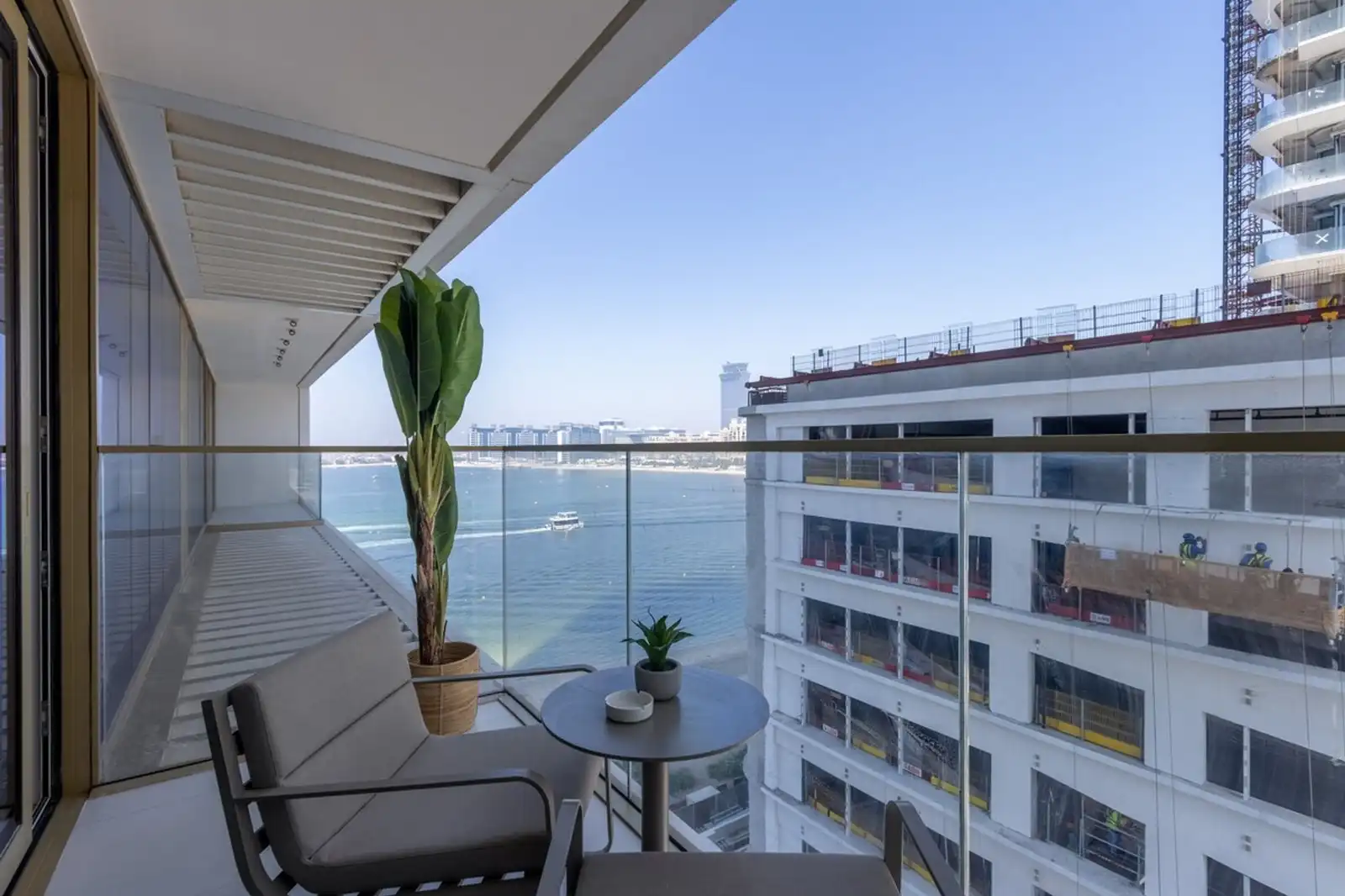 Designer 1BR at Emaar Beachfront, Dubai