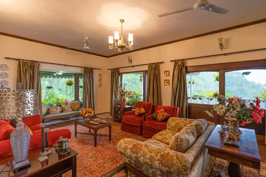 Destine, Kasauli