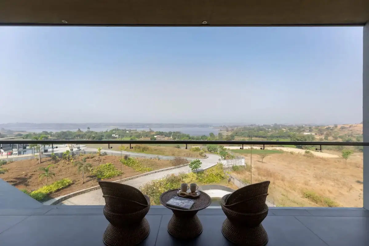 Dhruva by Lake Beale, Igatpuri