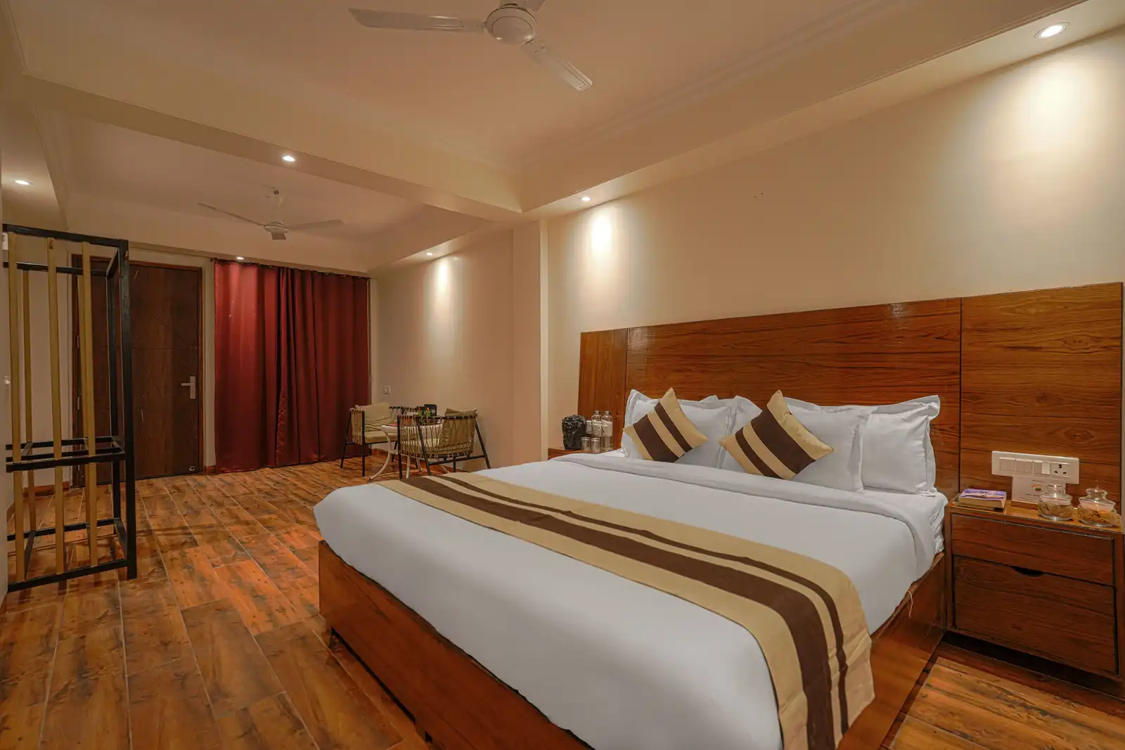 Dilli Suites Blush, Kasauli