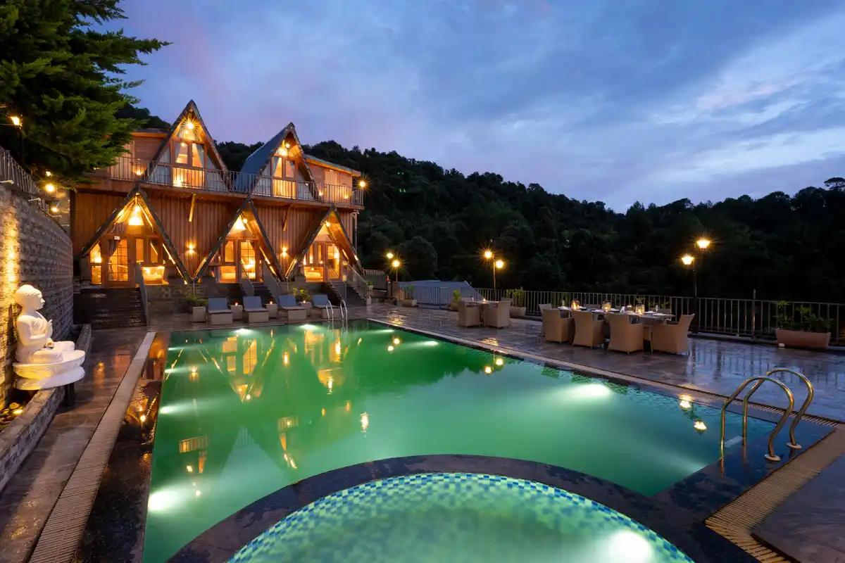 Dreamation Resorts W/Outdoor Pool by Vaana - Bir, Dharamshala