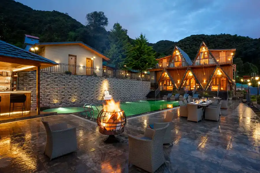 Dreamation Resorts W/Outdoor Pool by Vaana - Bir, Dharamshala