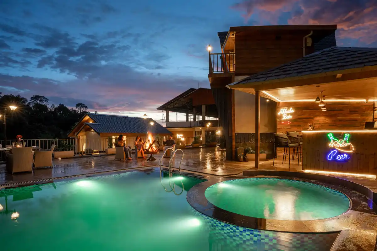 Dreamation Resorts W/Outdoor Pool by Vaana - Bir, Dharamshala