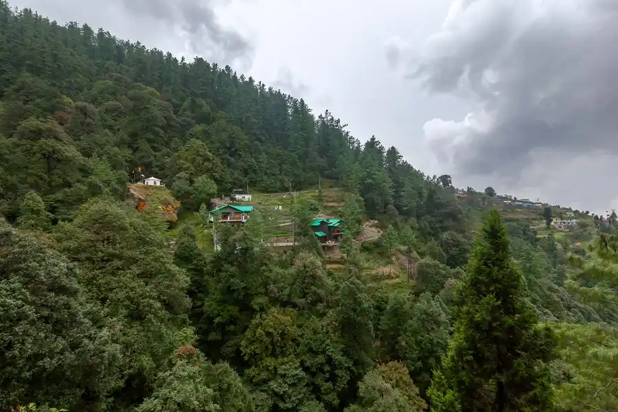 Dreamy Skies - Pangot, Nainital