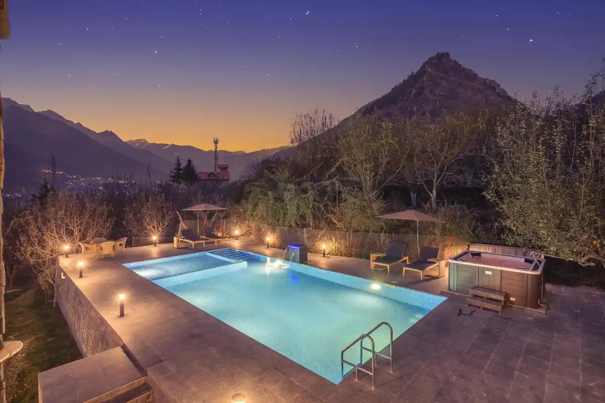 Echor Himalayan Aurum Resort & Spa, Manali Swimming Pool 1