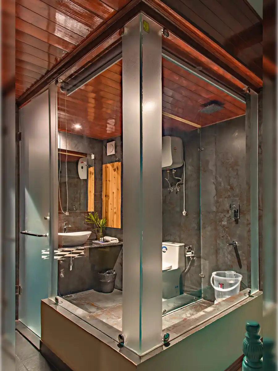 Echor Himalayan Aurum Resort & Spa, Manali Premier Jacuzzi Room with Balcony (Mountain View)