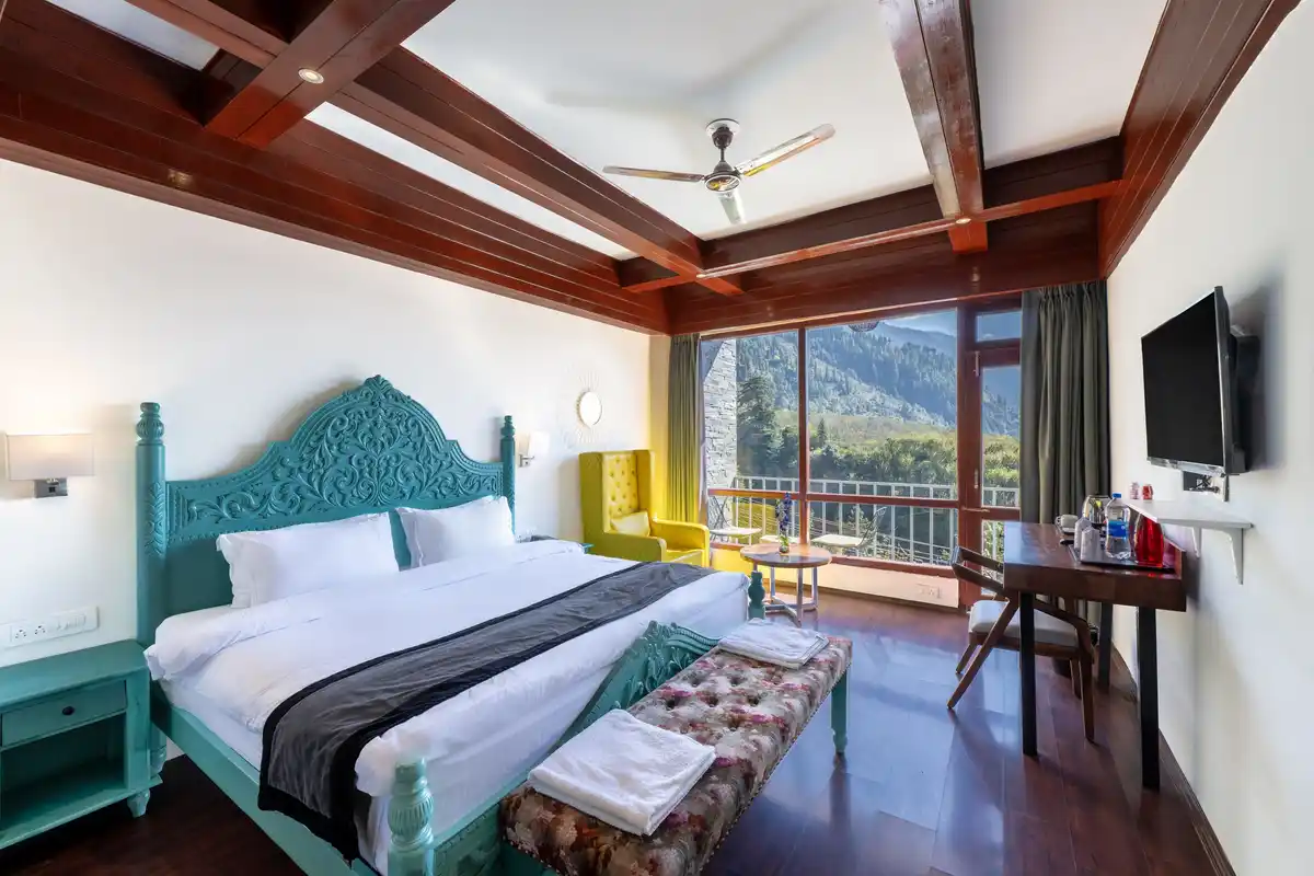 Echor Himalayan Aurum Resort & Spa, Manali Luxury Room with Balcony