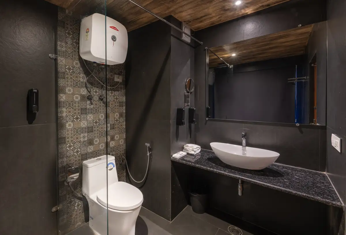 Echor Himalayan Aurum Resort & Spa, Manali Bathroom 4