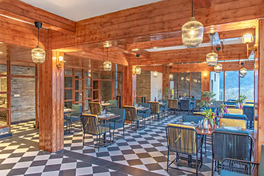 Echor Himalayan Aurum Resort & Spa, Manali Dining Area