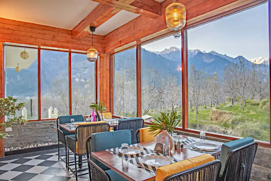 Echor Himalayan Aurum Resort & Spa, Manali Dining Area