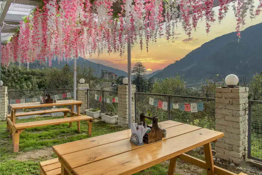 Echor Himalayan Aurum Resort & Spa, Manali Garden