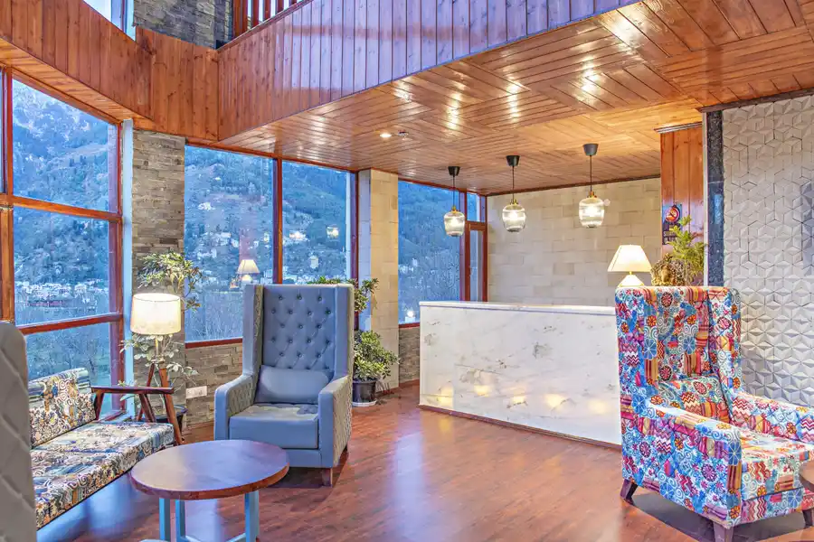 Echor Himalayan Aurum Resort & Spa, Manali Lobby Lounge