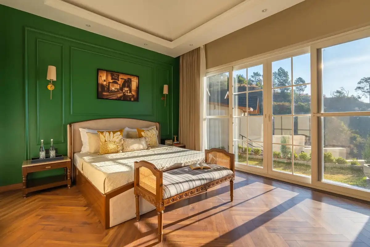 EKAM @ ILIKA W/ Heated Infinity Pool And Jacuzzi, Kasauli