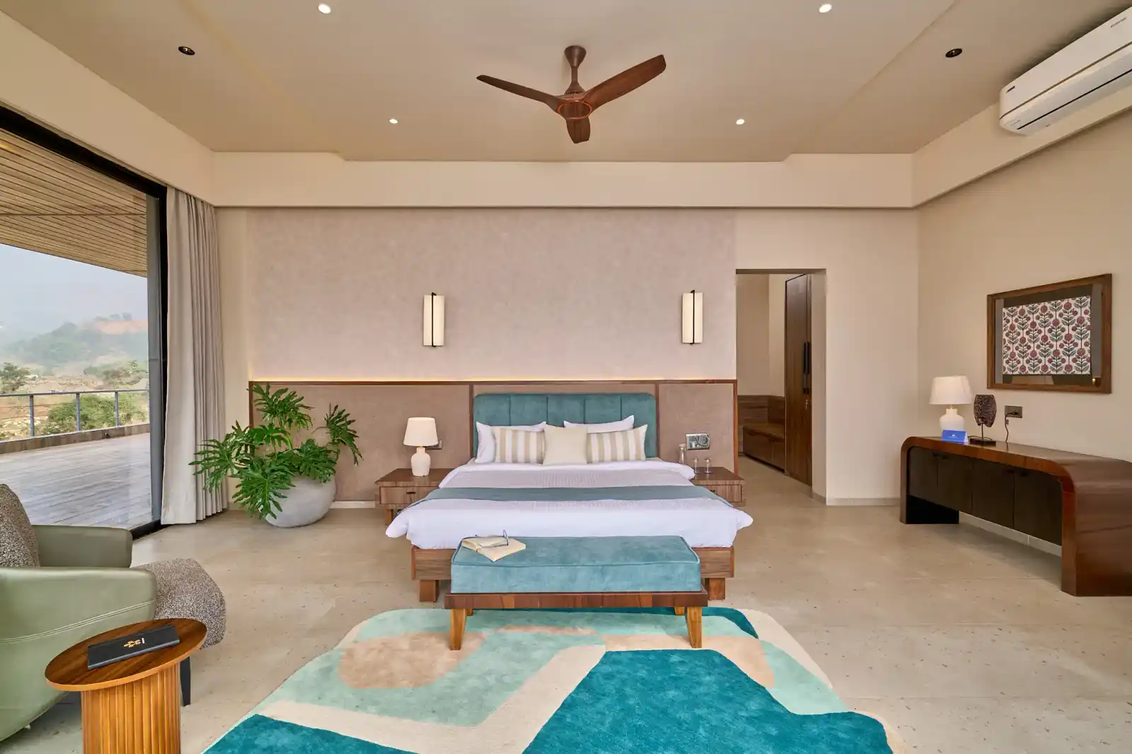 Eldora by the Lake, Karjat