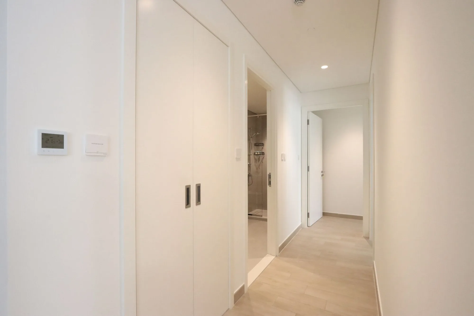 Elegant 2BR, Dubai