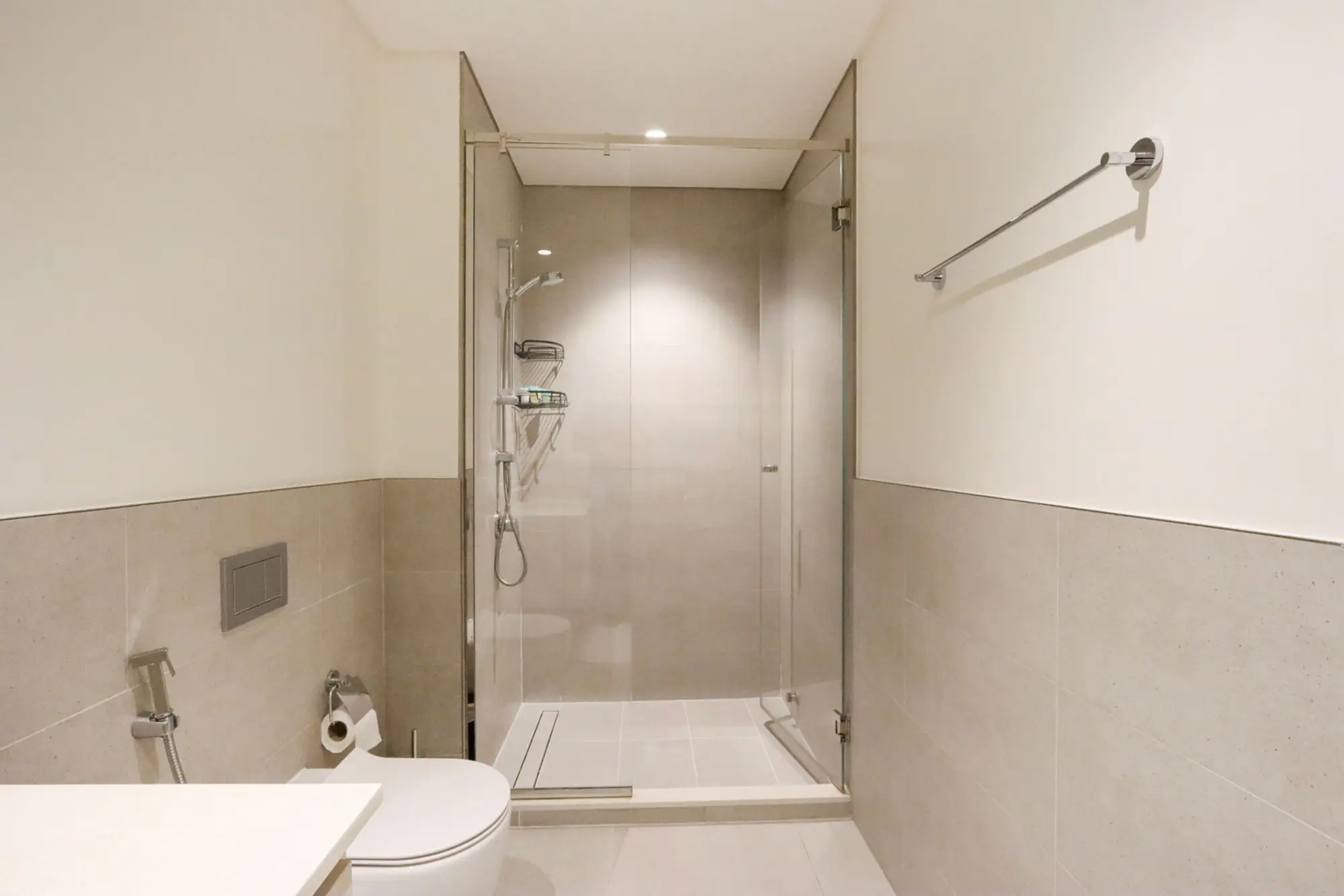 Elegant 2BR, Dubai