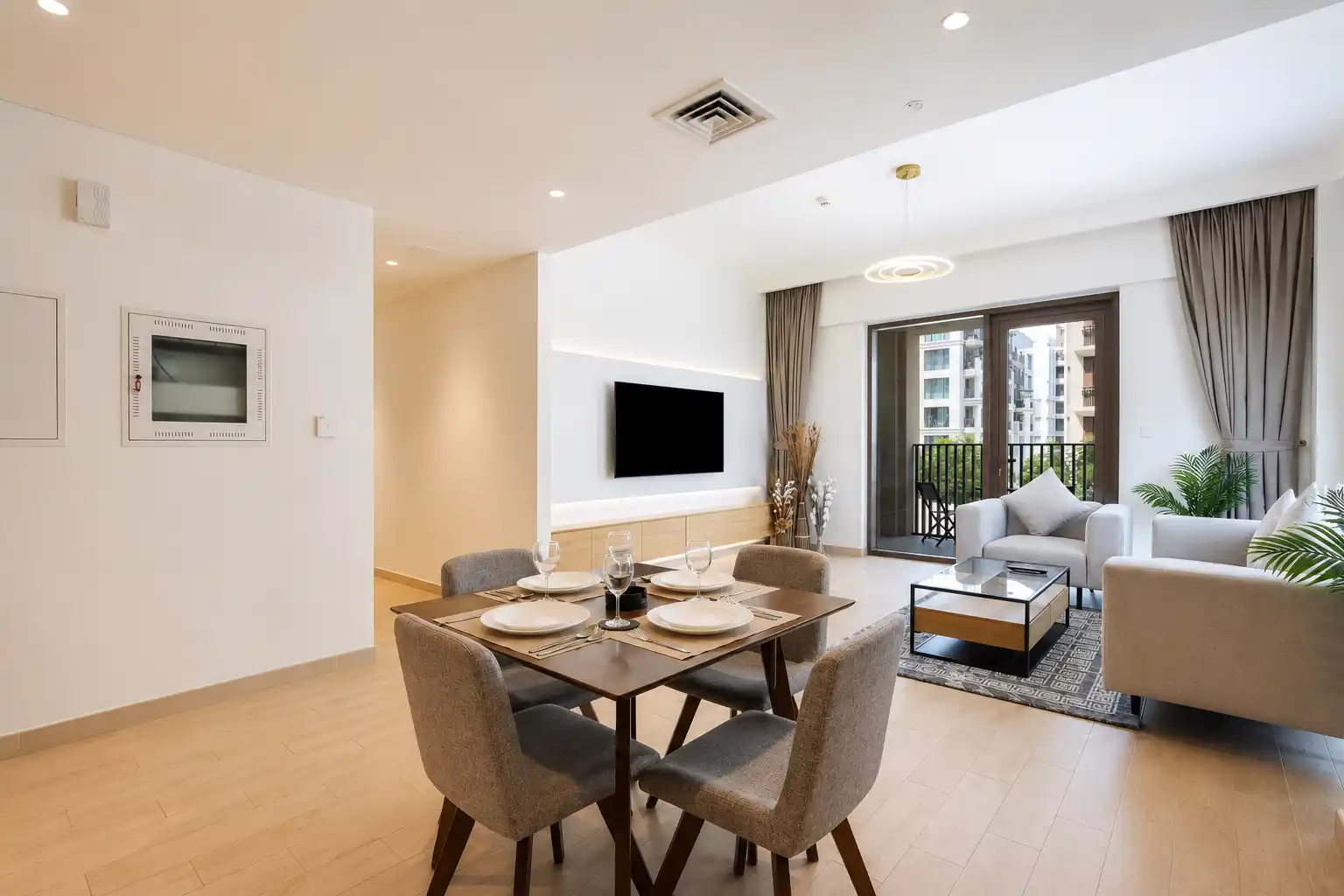 Elegant 2BR, Dubai