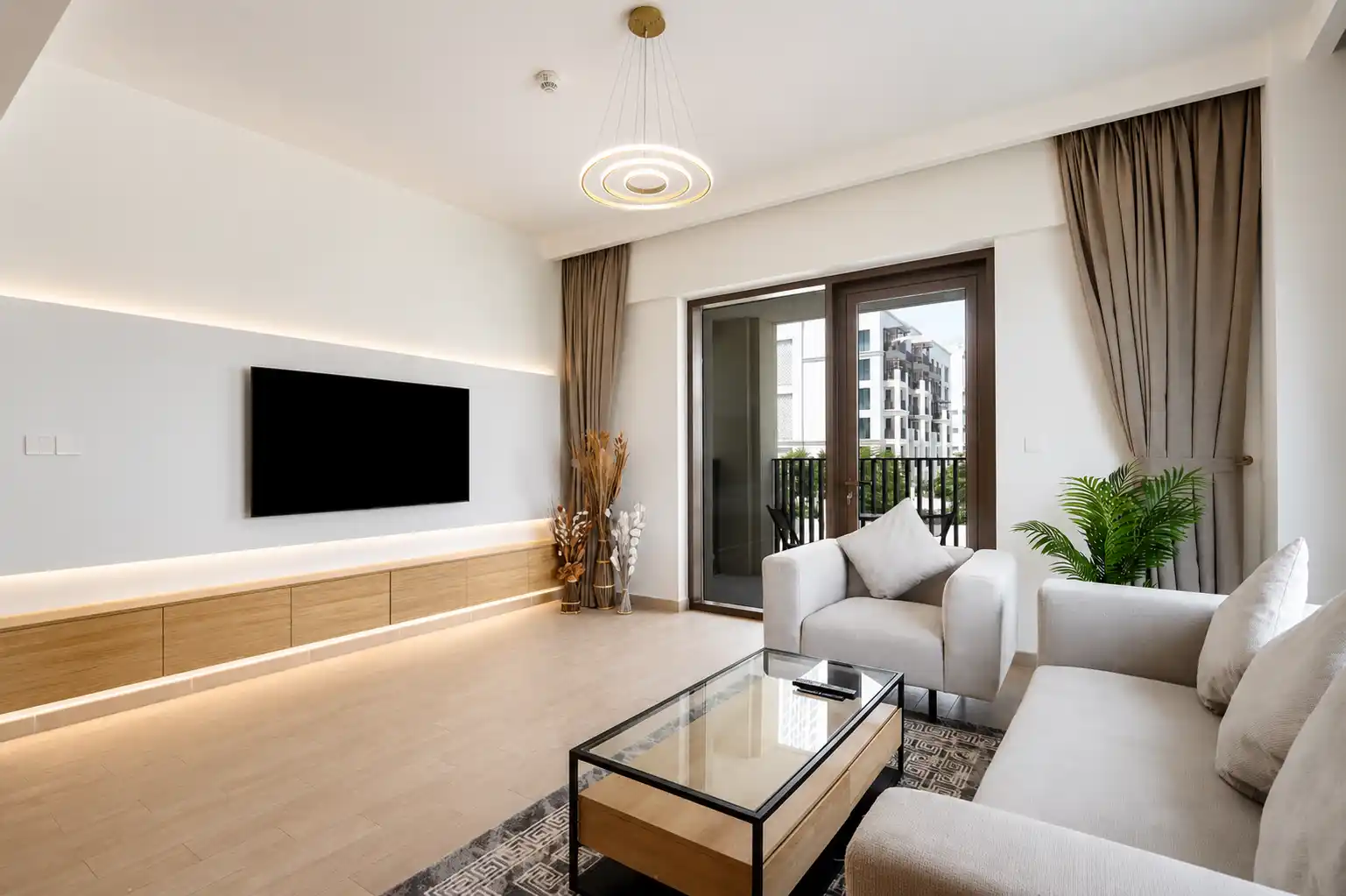 Elegant 2BR, Dubai