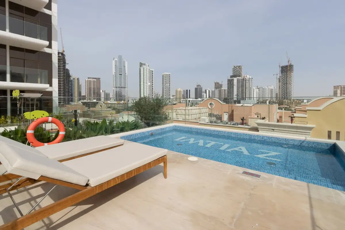 Elegant Designer Studio - Balcony, Dubai