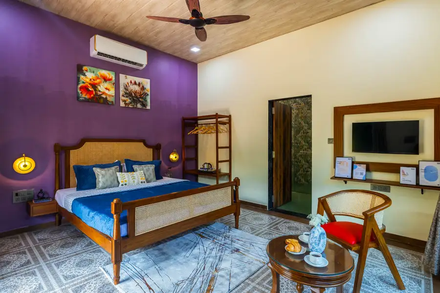 Elevated Suite Room 1 w/ Jacuzzi @ Ever Falls, Karjat