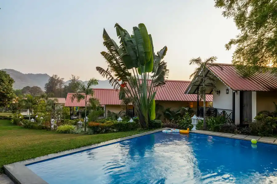 Elevated Suite Room 1 w/ Jacuzzi @ Ever Falls, Karjat