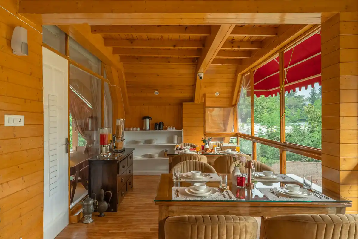 Emaarat Chalet, Srinagar