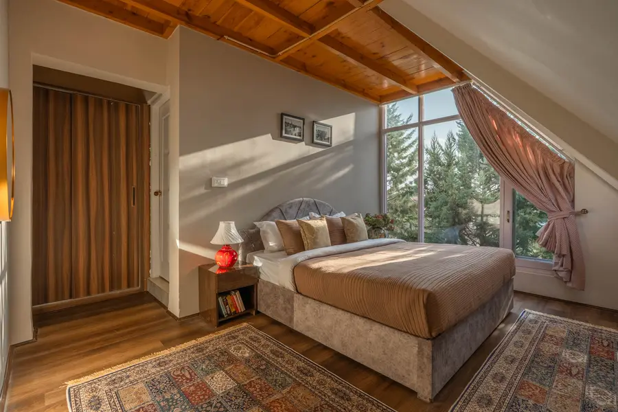 Emaarat Chalet, Srinagar