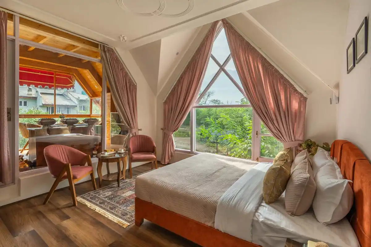 Emaarat Chalet, Srinagar