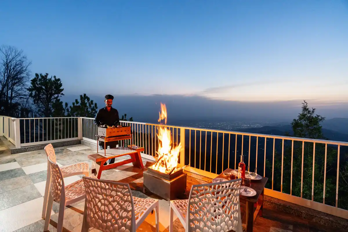 Emberlight @ The Rustic Retreat, Kasauli