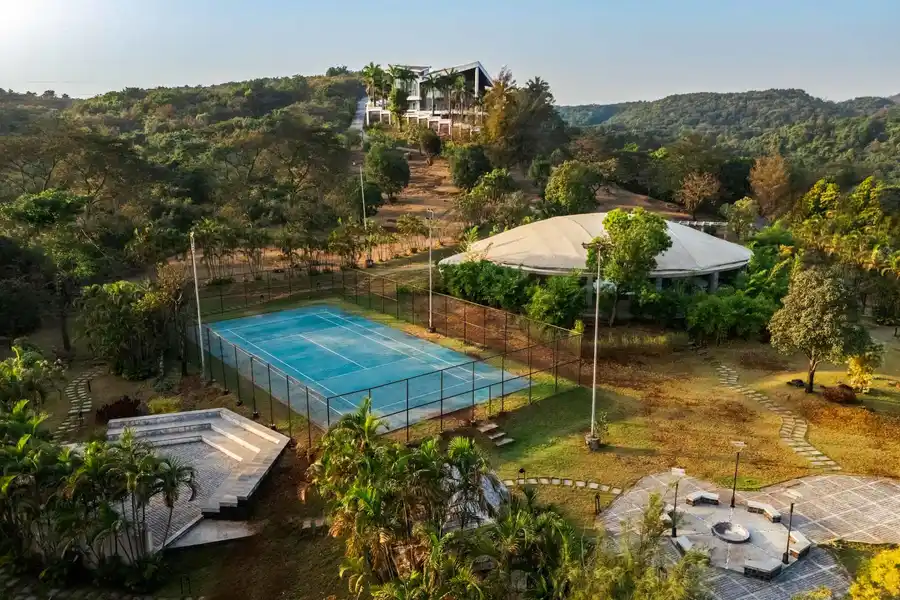 Emerald, Lonavala
