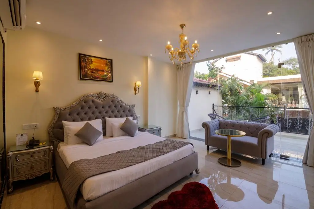 Emperor Ozran Elite Room With A Balcony & A Bathtub, North Goa